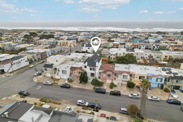 2183 45th Avenue, San Francisco CA: https://media.crmls.org/mediaz/22bac706-4cb5-4cec-bcca-c6036ff8f860.jpg