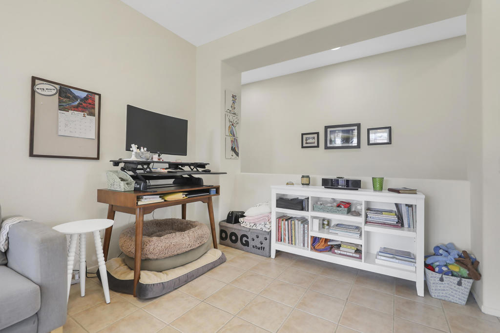 MLS #219136991DA image #17