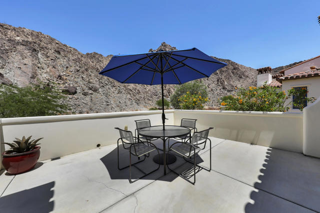 77692 Tradition Drive, La Quinta CA: https://media.crmls.org/mediaz/22bb87d8-f210-4372-9ee6-f5eb118eea6f.jpg