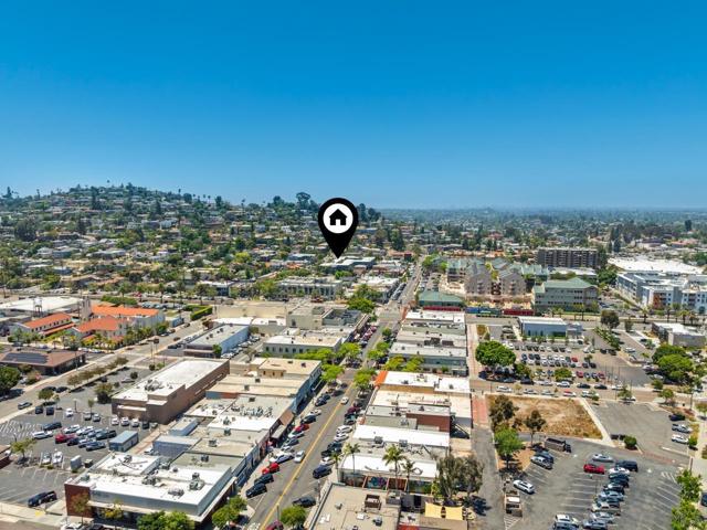 8150 Lemon Ave, La Mesa CA: https://media.crmls.org/mediaz/22bba413-5bd9-4168-8ab4-e5cfee5311c7.jpg