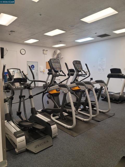 310 N Civic Dr., Walnut Creek CA: https://media.crmls.org/mediaz/22bc94a4-73fe-4a9f-afad-b34a5793b1d6.jpg