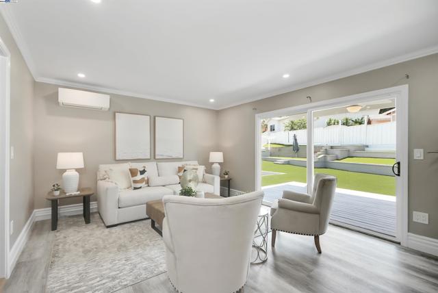 2698 Million Ct, San Jose CA: https://media.crmls.org/mediaz/22bcc963-82eb-45aa-b1f1-4c042ecf69f3.jpg
