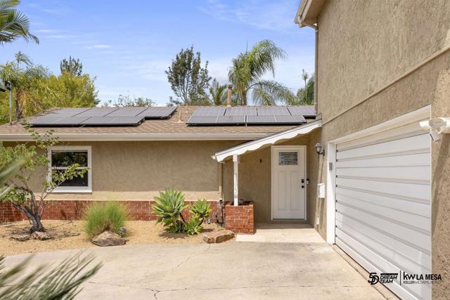 Detail Gallery Image 2 of 41 For 8195 Chaz Pl, La Mesa,  CA 91942 - 5 Beds | 3 Baths