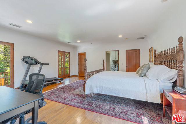 221 S Beverly Glen Boulevard, Los Angeles CA: https://media.crmls.org/mediaz/22be2b55-1b8b-4192-a7ae-bbf529ef0649.jpg