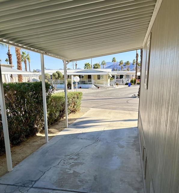 493 Prairie, Cathedral City CA: https://media.crmls.org/mediaz/22befddc-5c5e-491b-8ea9-6bfa121f3740.jpg