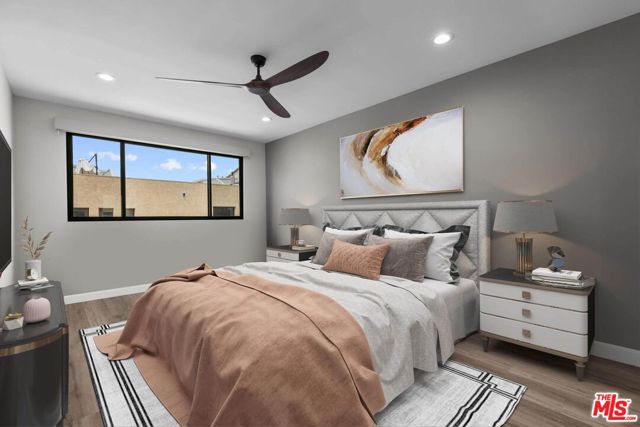5310 Zelzah Avenue, Encino CA: https://media.crmls.org/mediaz/22bf02f0-2d5e-401c-bf40-4fe5197f92ba.jpg