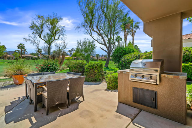 851 Mesa Grande Drive, Palm Desert, CA 92211