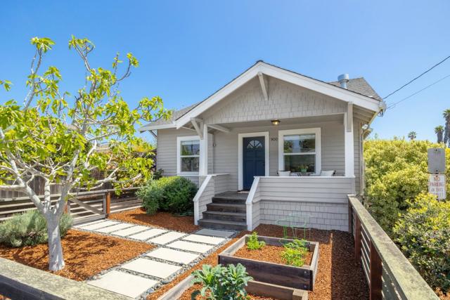 900 35th Avenue, Santa Cruz CA: https://media.crmls.org/mediaz/22c07bbe-ef2d-43df-8694-74eb7a379543.jpg