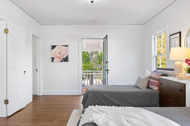 48 Turnsworth Avenue, Redwood City CA: https://media.crmls.org/mediaz/22c12a08-dff7-49bb-97d7-c3e65d82acb9.jpg