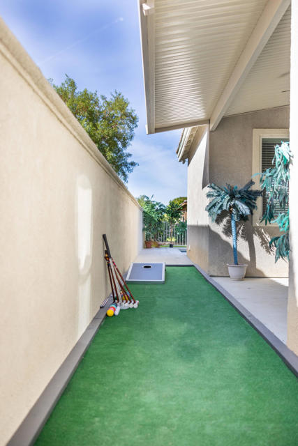 49527 Wayne Street, Indio CA: https://media.crmls.org/mediaz/22c3160b-f965-4875-98b8-31715b2da318.jpg