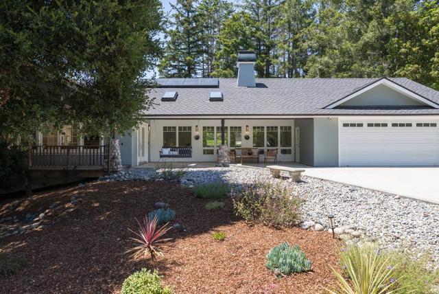 121 Day Valley Lane, Aptos CA: https://media.crmls.org/mediaz/22c32d90-c69f-417c-9c1c-c6331467a55f.jpg