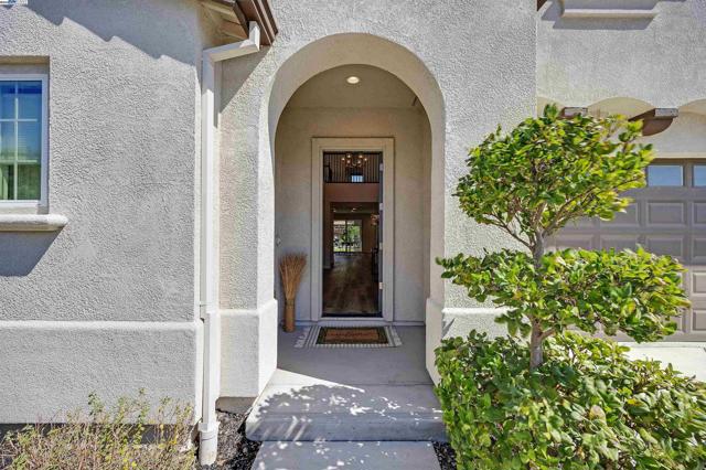 2288 Jessica Way, Tracy CA: https://media.crmls.org/mediaz/22c32eab-e236-46c3-872a-e64f31d2d66e.jpg