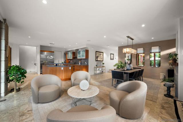 257 Playa Del Sur, La Jolla CA: https://media.crmls.org/mediaz/22c359bd-6bae-42e6-b667-91b659d42948.jpg