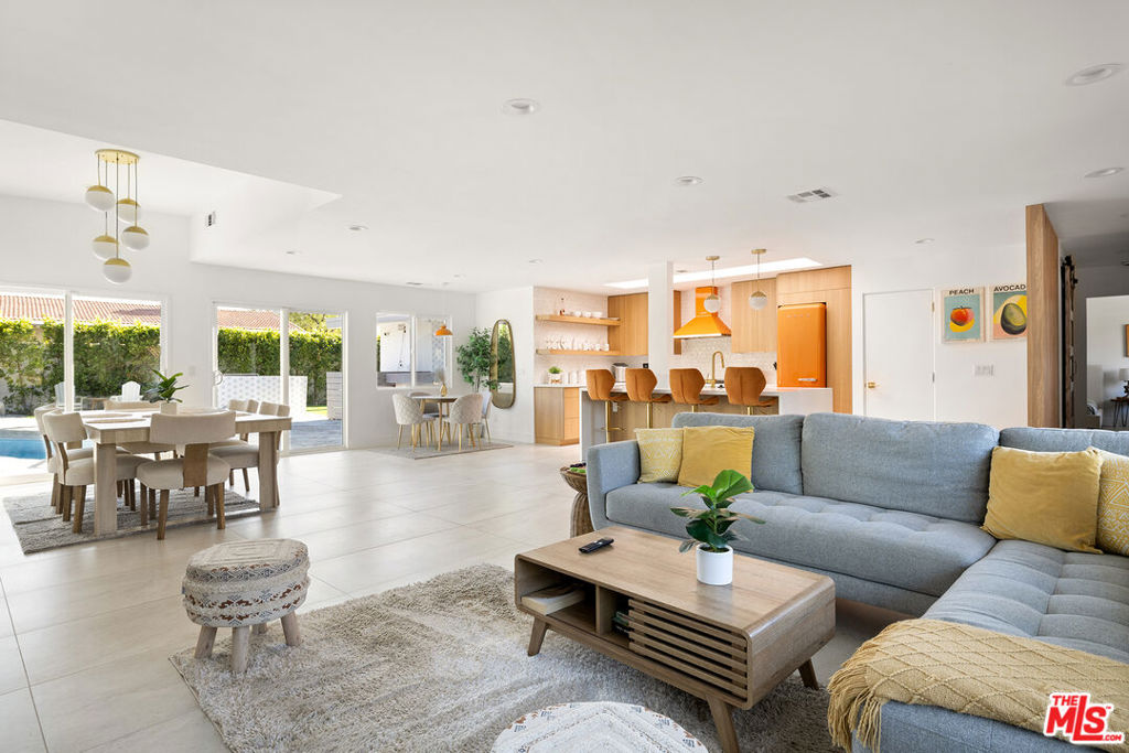 MLS #25609341 image #2