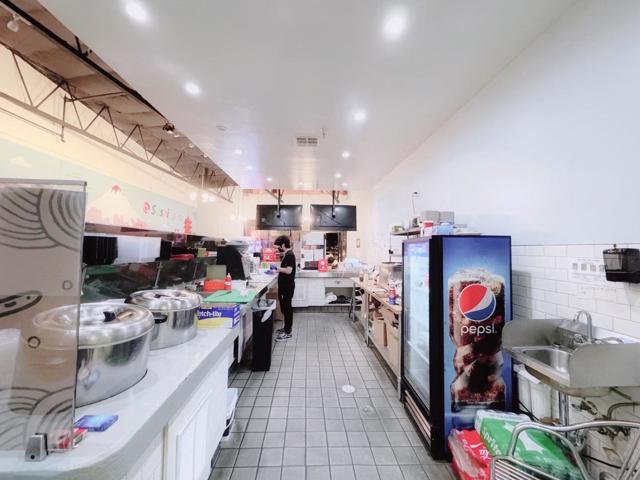 1672 1672 Decot, Union City CA: https://media.crmls.org/mediaz/22c4c47f-fe22-4c1c-b500-30c67d0f18ef.jpg