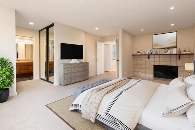 6 Sorrel Lane, San Carlos CA: https://media.crmls.org/mediaz/22c603a8-1ba2-450c-b3f8-5a647cc0f30b.jpg