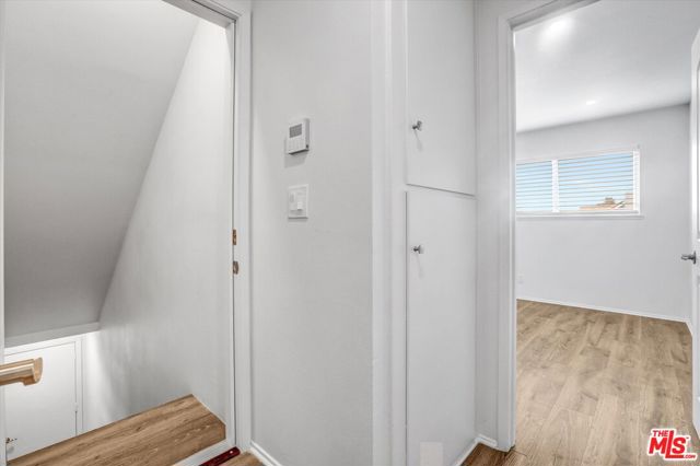 1753 Roman Avenue, Camarillo CA: https://media.crmls.org/mediaz/22c7cf12-ce76-45d5-900a-cdab567444b2.jpg