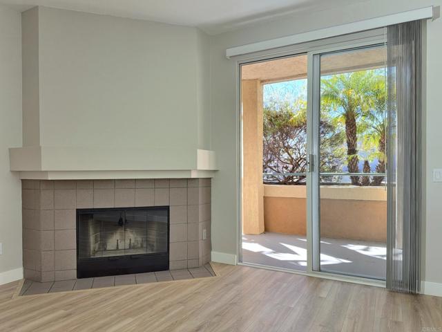 Detail Gallery Image 8 of 23 For 1950 Camino De La Reina #106,  San Diego,  CA 92108 - 2 Beds | 2 Baths