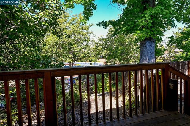 58 Ramsgate Lane, Pleasant Hill CA: https://media.crmls.org/mediaz/22ca33dd-c864-4dd0-b8c2-bc6e5bdb50a3.jpg