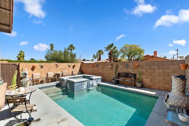 Image 4 of 29 For 51475 Calle Jacumba