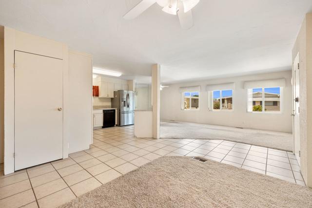 39551 Hidden Water Place, Palm Desert CA: https://media.crmls.org/mediaz/22cd6f2a-5135-4fc6-8615-fcc1983d3a13.jpg