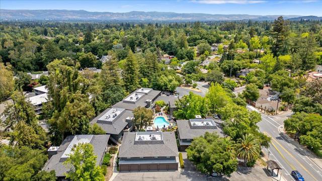 14357 Saratoga Avenue, Saratoga CA: https://media.crmls.org/mediaz/22cf2e35-312f-45bd-9e28-5d3803d34407.jpg
