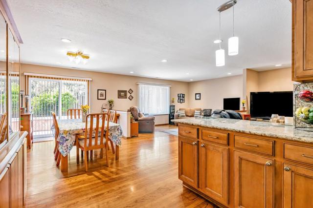 2941 Fleetwood Drive, San Bruno CA: https://media.crmls.org/mediaz/22cf92e5-4aa0-4ef4-835e-29784a8c6406.jpg