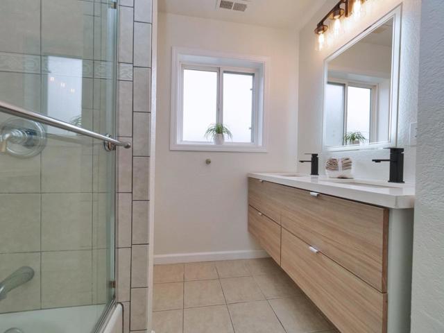 3000 56th Avenue, Oakland CA: https://media.crmls.org/mediaz/22cfeeb1-f360-43e0-bc2b-cdfad84320b8.jpg