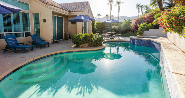 78970 Del Monte Court, La Quinta CA: https://media.crmls.org/mediaz/22d0b42b-fa57-4338-b3cd-fa0dfcf10981.jpg