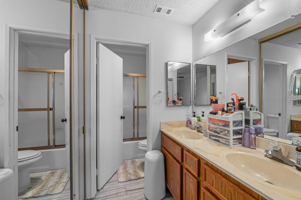 22D1286E E322 4Da3 A05E 71F35Ec261F1 3903 Via Del Bardo, San Ysidro, Ca 92173 &Lt;Span Style='BackgroundColor:transparent;Padding:0Px;'&Gt; &Lt;Small&Gt; &Lt;I&Gt; &Lt;/I&Gt; &Lt;/Small&Gt;&Lt;/Span&Gt;