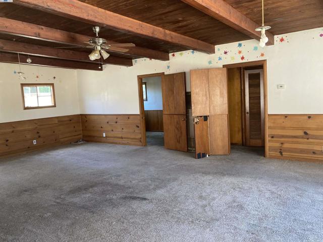 22007 Orange Ave, Castro Valley CA: https://media.crmls.org/mediaz/22d1d505-6674-405e-b899-c6b077f5001f.jpg