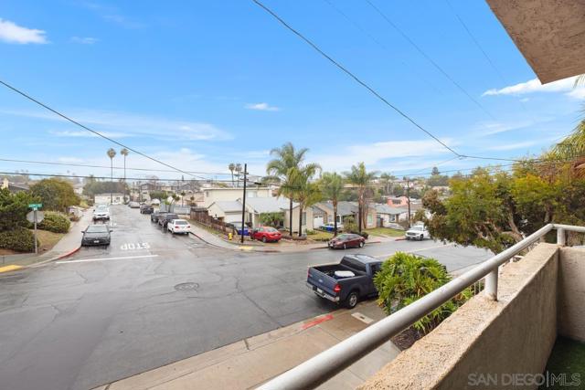 4534 60Th St, San Diego, California 92115, 2 Bedrooms Bedrooms, ,2 BathroomsBathrooms,Condominium,For Sale,60Th St,250018984SD