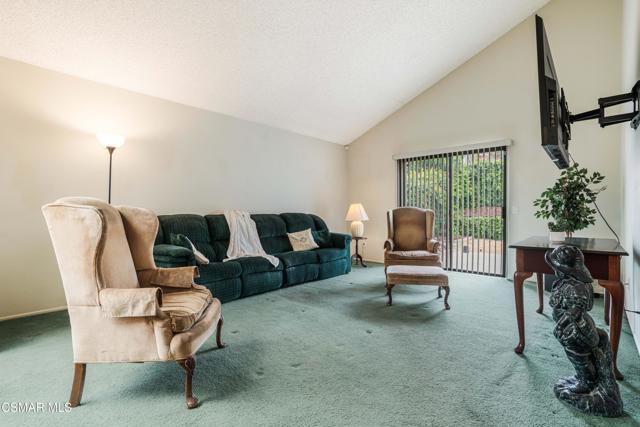 2025 Penngrove Street, Simi Valley CA: https://media.crmls.org/mediaz/22d37f14-f439-4351-aae5-f152a3bb7f99.jpg