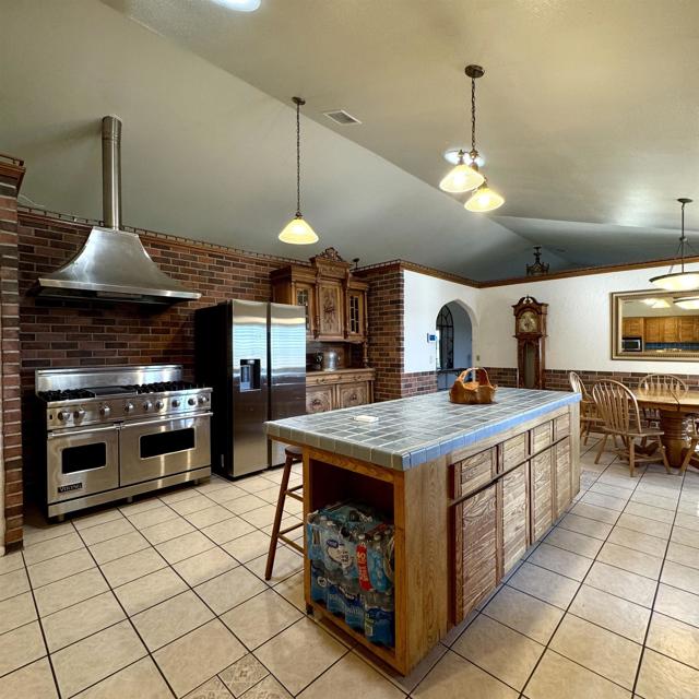Detail Gallery Image 22 of 75 For 2848 Los Alisos, Fallbrook,  CA 92028 - 5 Beds | 3 Baths