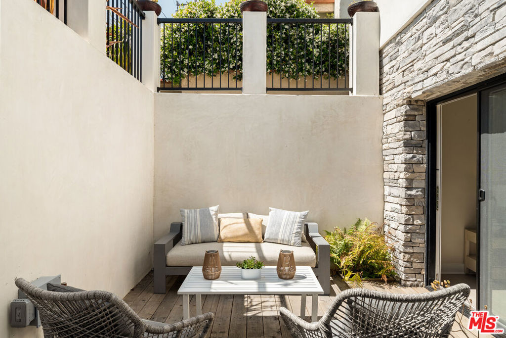 812 Cleveland Street - photo 13