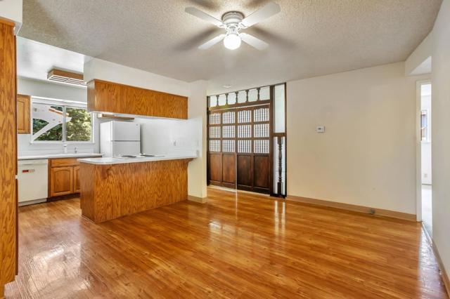4083 Acapulco Drive, Campbell CA: https://media.crmls.org/mediaz/22d548d6-c7be-42cd-8abd-35d3d6f8edc0.jpg