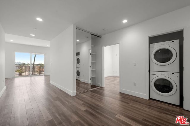 1215 S Bedford Avenue, Los Angeles CA: https://media.crmls.org/mediaz/22d5e221-53e9-445f-a6bc-9f06c3e4d32e.jpg