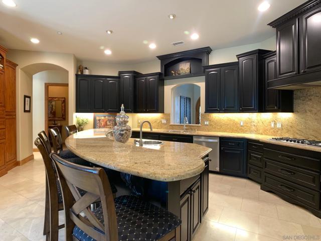 1445 Terracita Ln, Alpine CA: https://media.crmls.org/mediaz/22d6ad1d-d8f9-45f5-82b6-6a97129783de.jpg
