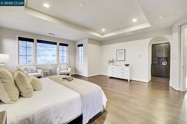 131 Wittenham Ct, San Ramon CA: https://media.crmls.org/mediaz/22d75c48-5587-41ce-a3ac-4d1d294a092d.jpg