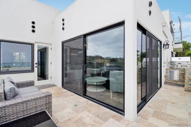 4611 Santa Cruz Ave, San Diego CA: https://media.crmls.org/mediaz/22d7a2ae-3924-44b9-a1bc-24834b617130.jpg