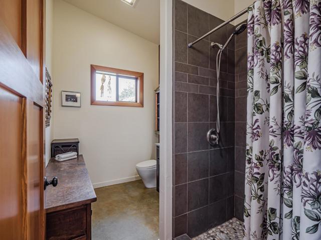 1584 Tindall Ranch Road, Corralitos CA: https://media.crmls.org/mediaz/22d8e90c-df9e-4e50-9ec6-d06a70994791.jpg