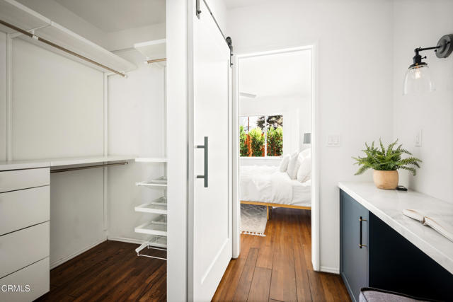 Detail Gallery Image 31 of 45 For 1640 N Altadena Dr, Pasadena,  CA 91107 - 3 Beds | 2 Baths