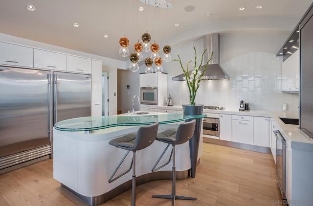 Image 26 of 50 For 2032 Via Casa Alta