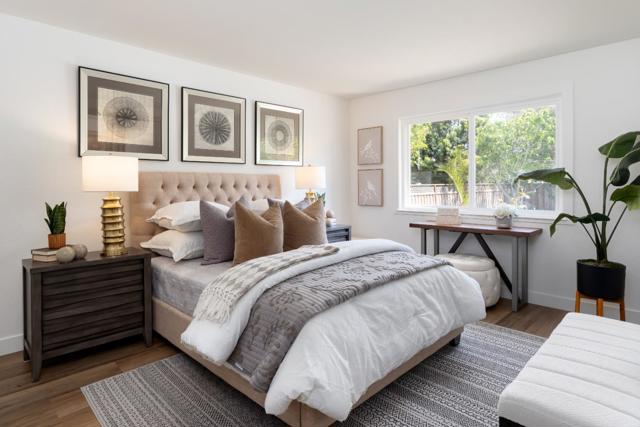 20722 Verde Vista Lane, Saratoga CA: https://media.crmls.org/mediaz/22d97bc4-b4dc-416f-9f63-ce163407fa54.jpg