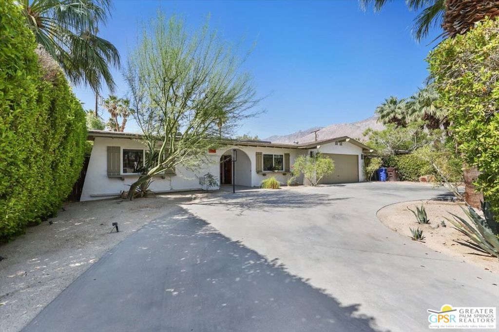 1365 E Tachevah Drive