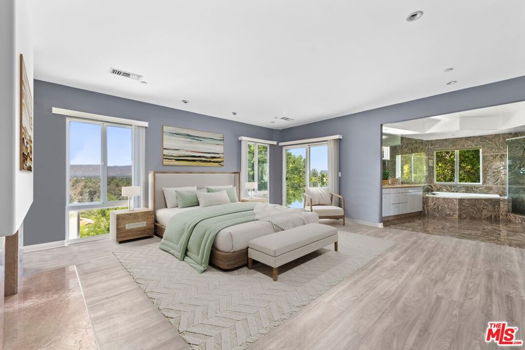 MLS #25589039 image #10