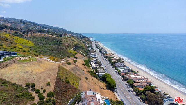 Image 9 of 14 For 22411 Pacific Coast Hwy