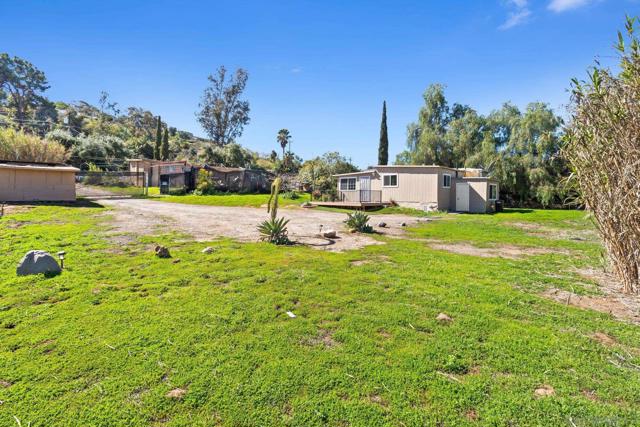 Image 6 of 41 For 11816 Waterhill Rd