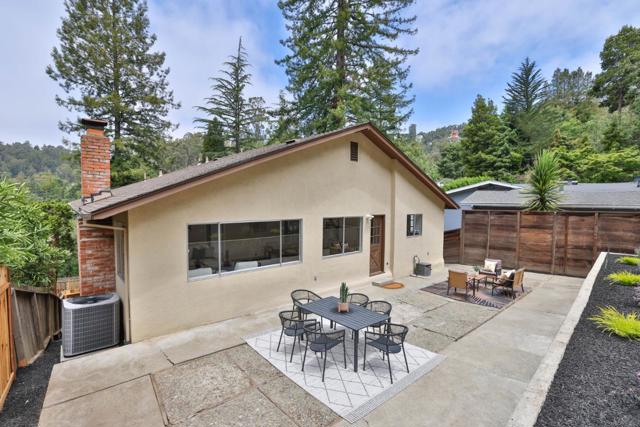 1815 Woodhaven Way, Oakland CA: https://media.crmls.org/mediaz/22db08e0-f14b-4682-8a76-acecd73674ee.jpg