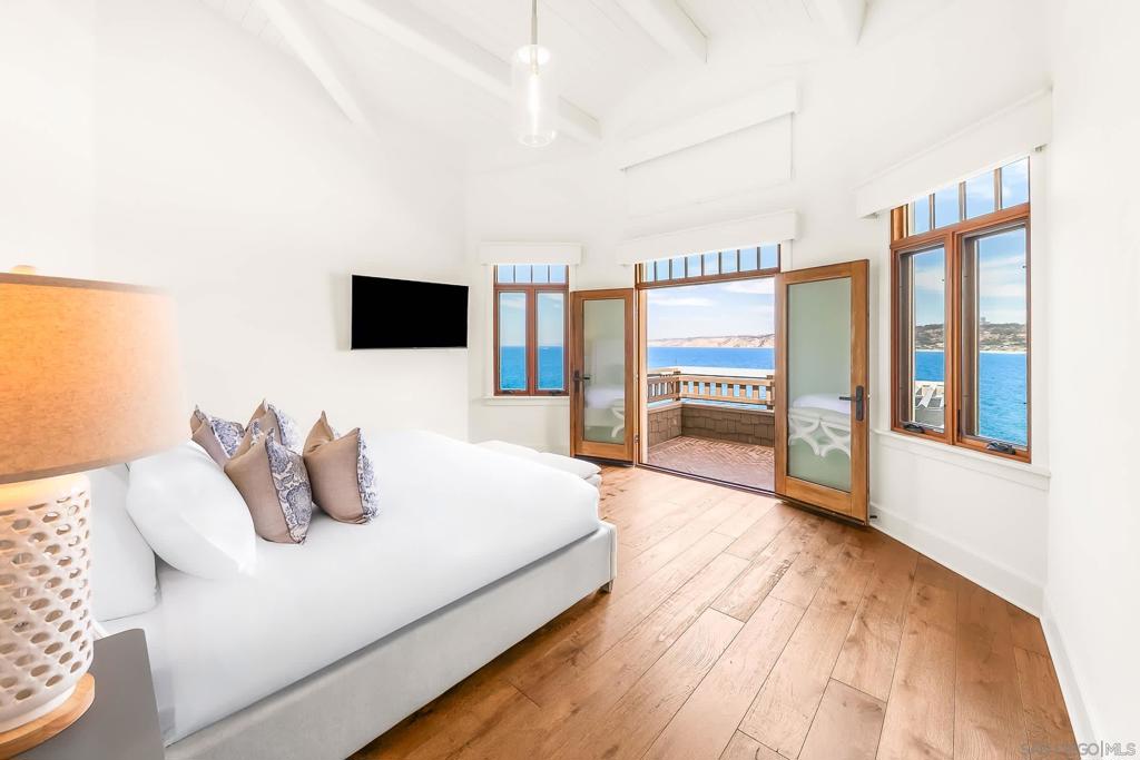 1245 Coast - photo 2